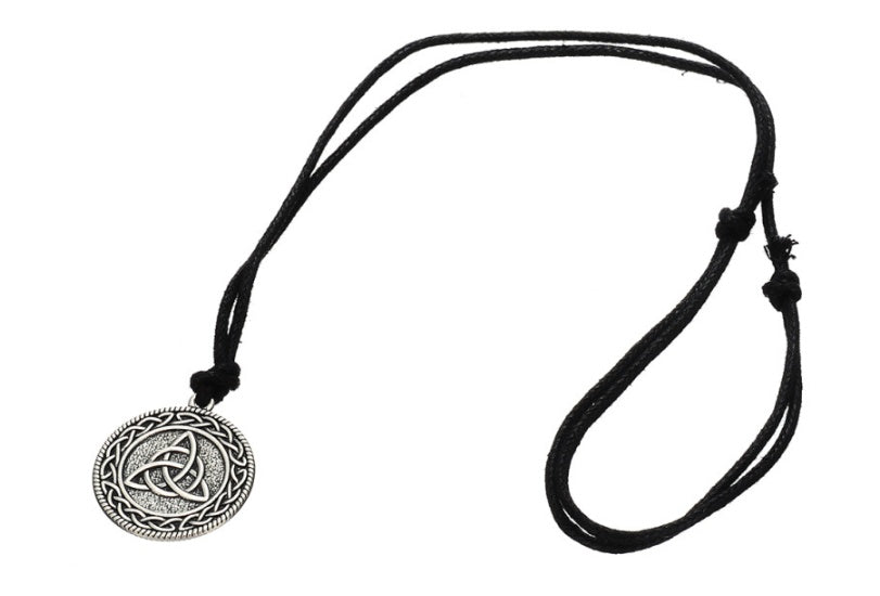 Triquetra Trinity Knot Amulet ā Symbol of Power, Protection & Balance