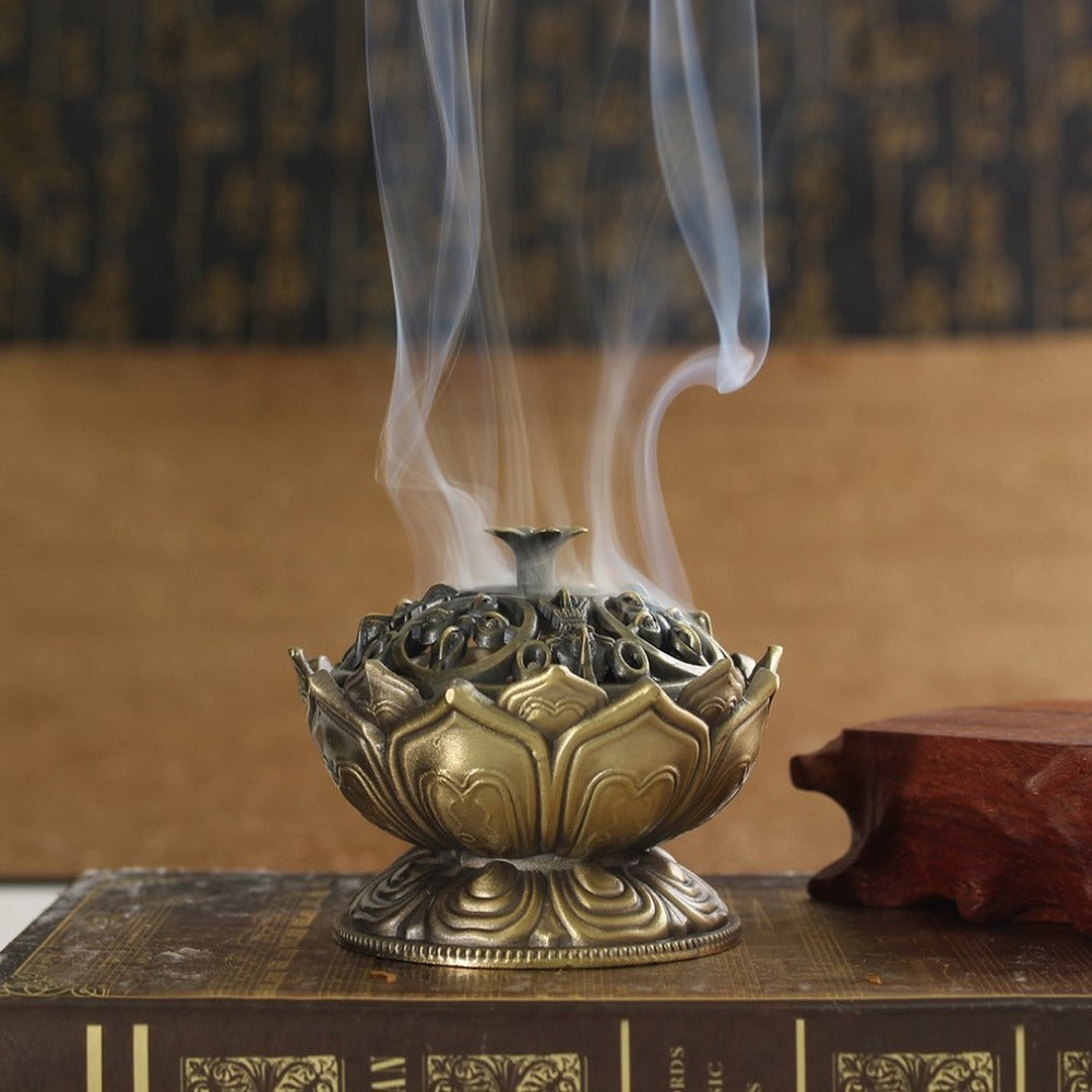 Sacred Lotus Incense Burner – Handcrafted Ritual Holder for Altar & Meditation