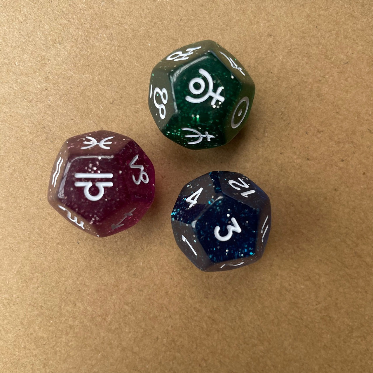 12-Sided Constellation Divination Dice – Tarot & Astrology Guidance