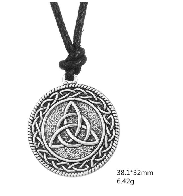 Triquetra Trinity Knot Amulet ā Symbol of Power, Protection & Balance
